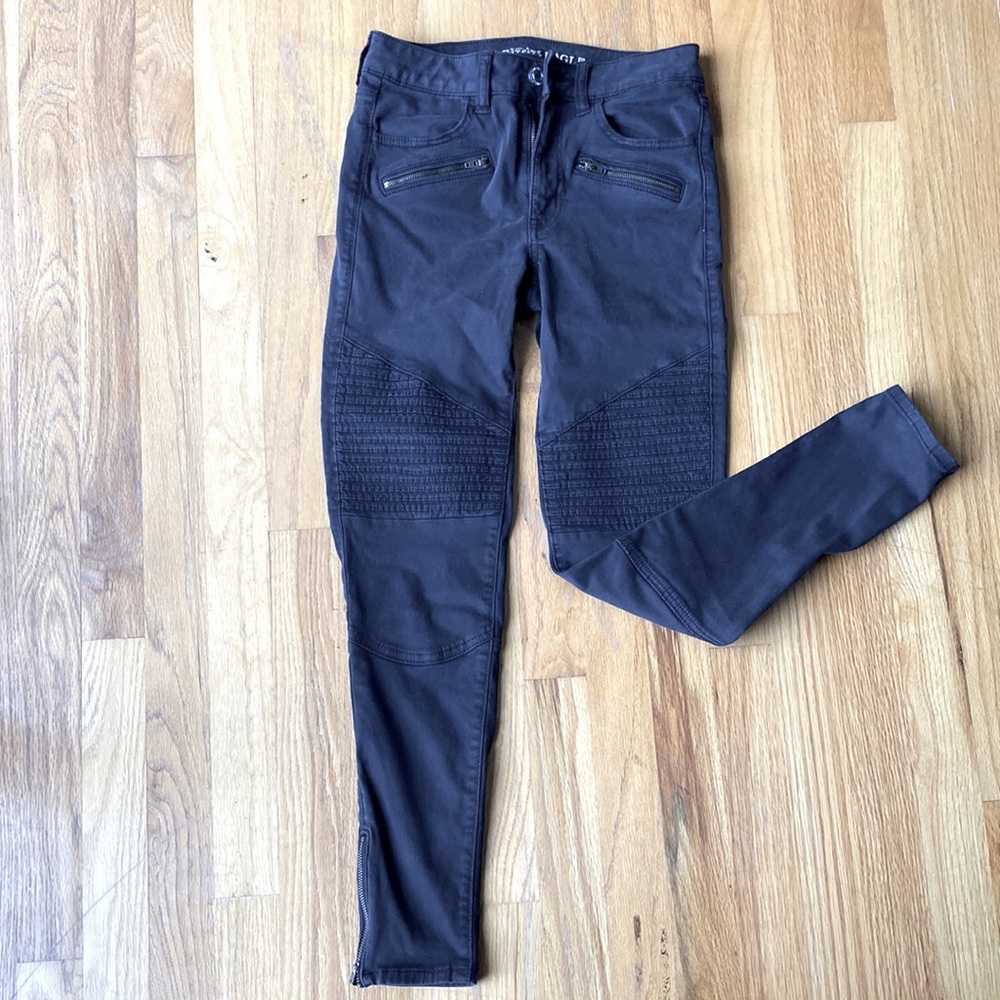 American Eagle Outfitters Hi-Rise Black Jeggings